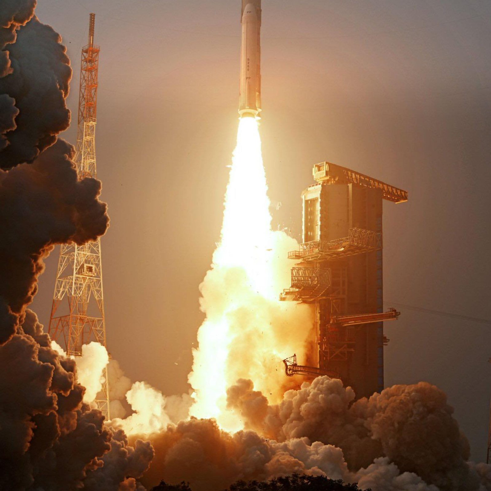 India Reaches New Heights LVM3-M6 Places 6,100 kg BlueBird Satellite in ...